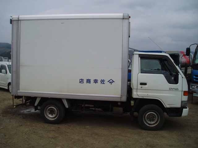 RIGHT SIDE