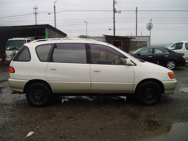 RIGHT SIDE