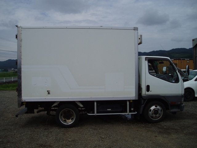 RIGHT SIDE