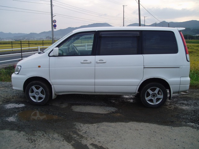 RIGHT SIDE